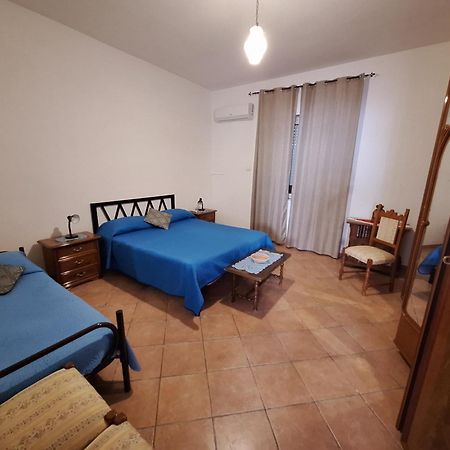 Casa Vacanze Zaccaro Tropea Szoba fotó